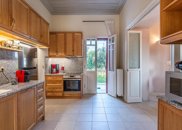 Sunset Aparthotel Patras